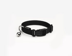 MiniFinder Cat Collar with built-in bell and adjustable design, made for secure attachment of MiniFinder Atto GPS on cats.