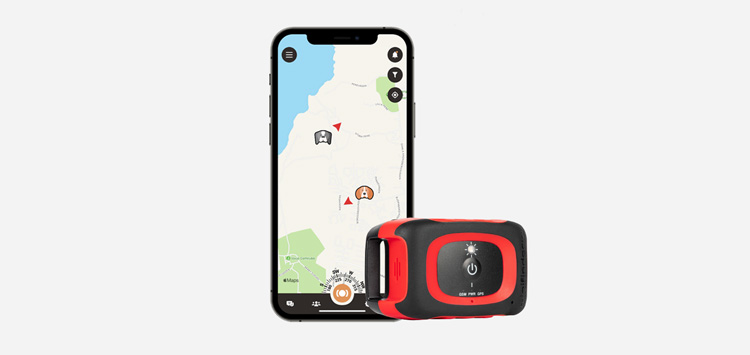 Hunters testing the Rex dog tracker at Elmia Game Fair and experiencing the bark indicator and clear overview in the Hunter app.